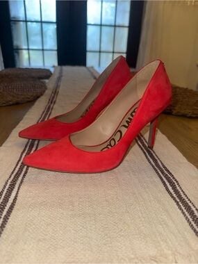Sam Edelman Red Pointed-Toe Suede Stiletto Pump